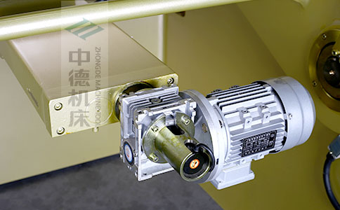 ZDS-840后檔料減速電機(jī)，質(zhì)量好，模擬運(yùn)算定位速度快.jpg